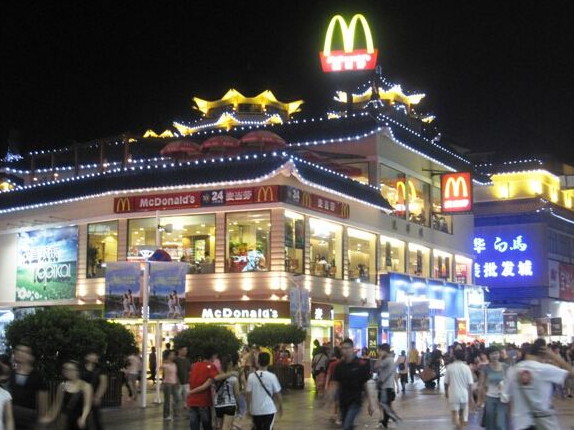 商業(yè)街夜間照明工程設(shè)計應(yīng)該怎么做？